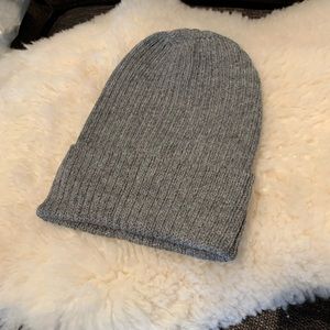 LAMINI - Knit Beanie - Grey - Baby Alpaca